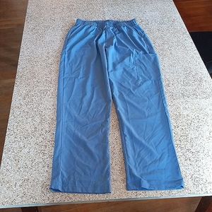 Ceil blue long sleeve/pant scrub set -size M